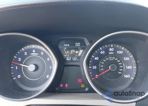 2014 Hyundai Elantra Se z USA, uszkodzony, nr VIN 5NPDH4AE0EH484094